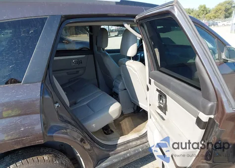 2008 Suzuki Xl7 Limited из США, поврежденный, VIN 2S3DB917286124545